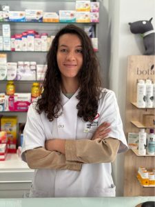 Irene, farmacéutica adjunta. Especialista en salud de la mujer.